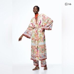 Zara kimonos - REBUNDLE